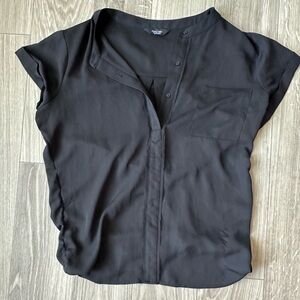 Simply Vera wang buttoned black shirt